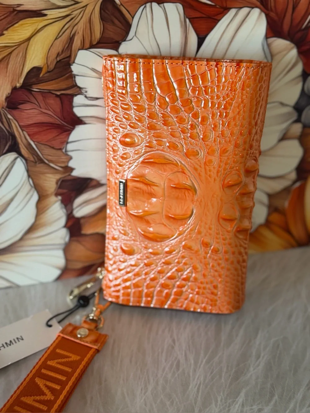 Price firm! Brahmin Adia Sola Orange Wristlet Clutch Wallet NWT SIMILAR TO DAISY